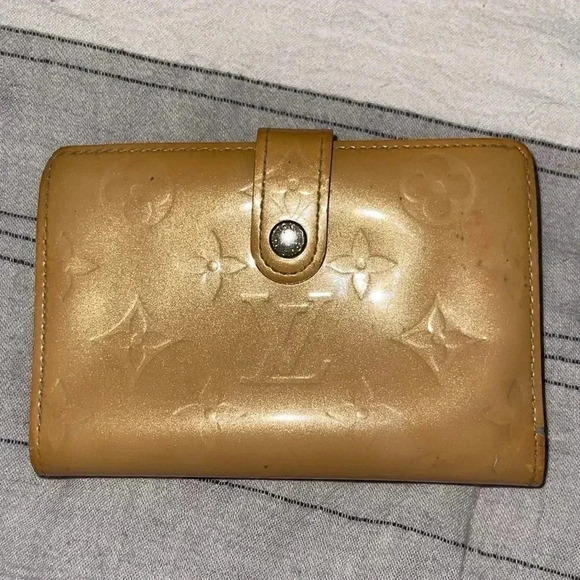 LOUIS Vuitton Vernis Kisslock wallet - Picture 1 of 13